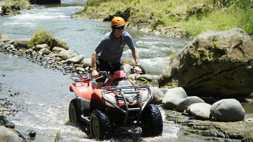 Tandem ATV river action